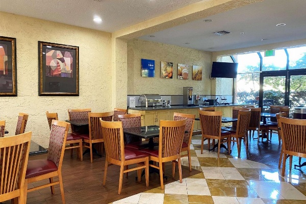 Wyndham Garden Newark/Fremont Silicon Valley image 4